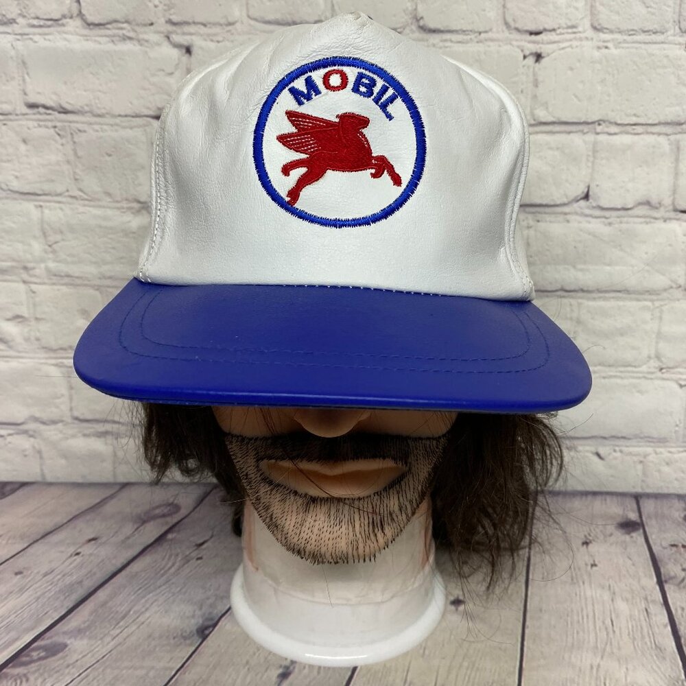 Vintage Mobil Oil Leather Hat Cap Strap Back White Blue Embroidered Pegasus Logo